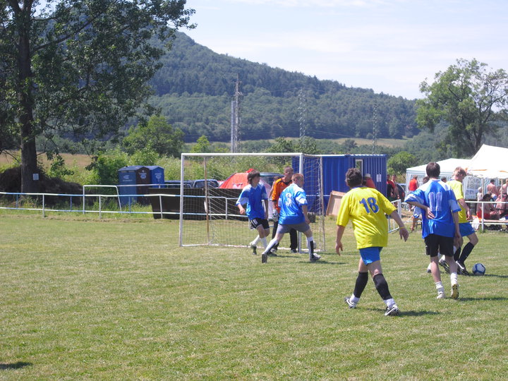 34491_1154320356277_1775755124_293175_1343680_n