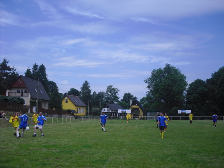 38355_1154309916016_1775755124_293129_116936_n